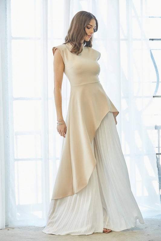 Elegancia Sculpted Style  Top & Pleated Pant Set